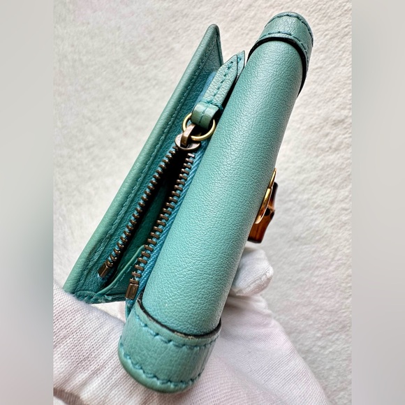 GUCCI 
Wonka Grain Calfskin Diana Tri-Fold Wallet Dusty Azure - Picture 14 of 15